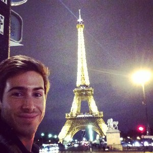 Eiffel Tower Selfie